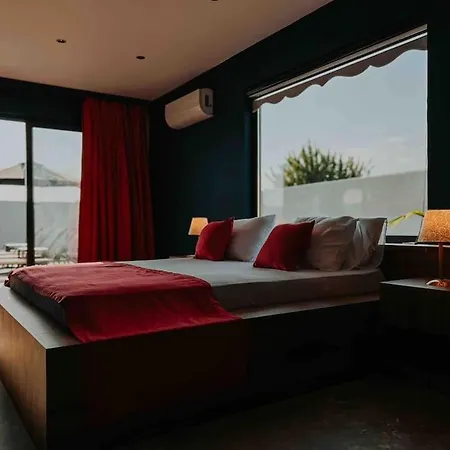 Ada Exclusive 2 Hotel 4*